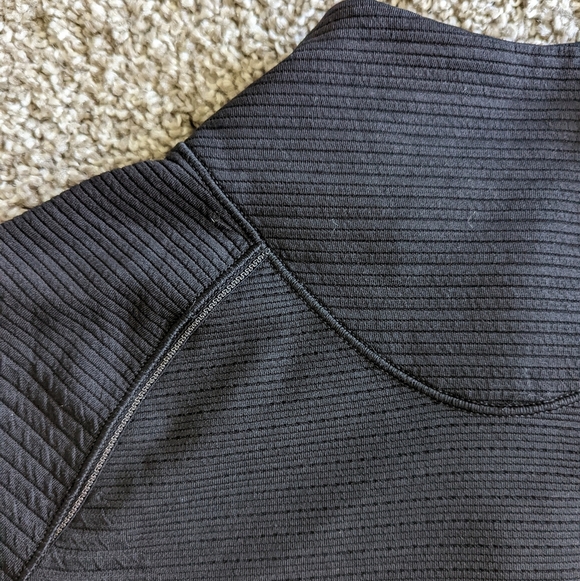 Lululemon Ventscape Half-Zip Long Sleeve - Picture 8 of 12